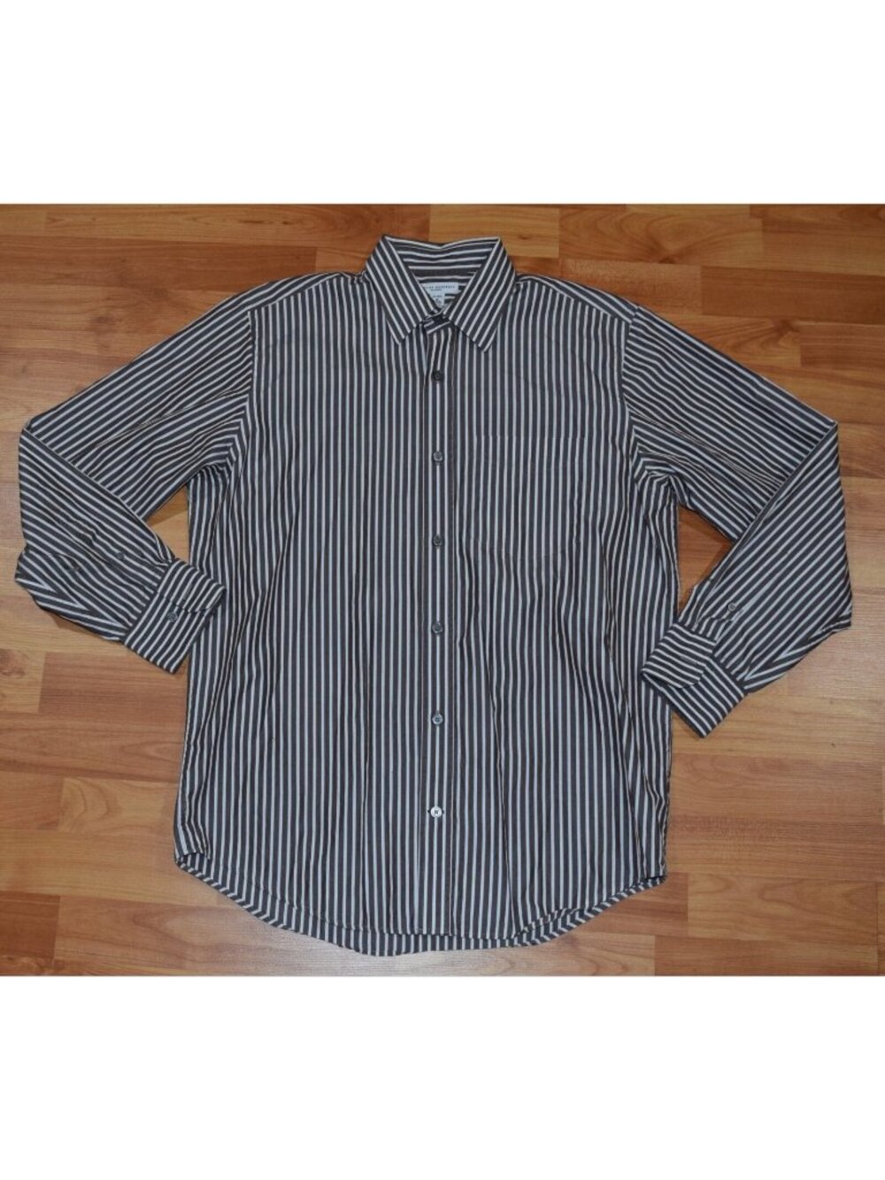Banana Republic Men's sz M 15-15.5 Button-Front Shirt